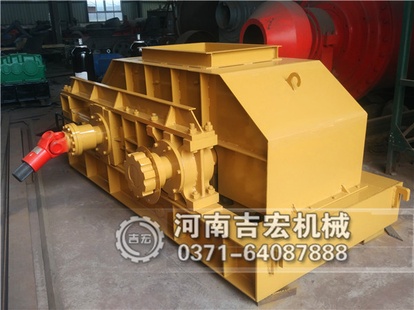 玄武巖對輥破碎機技術(shù)參數(shù)及廠家報價！
